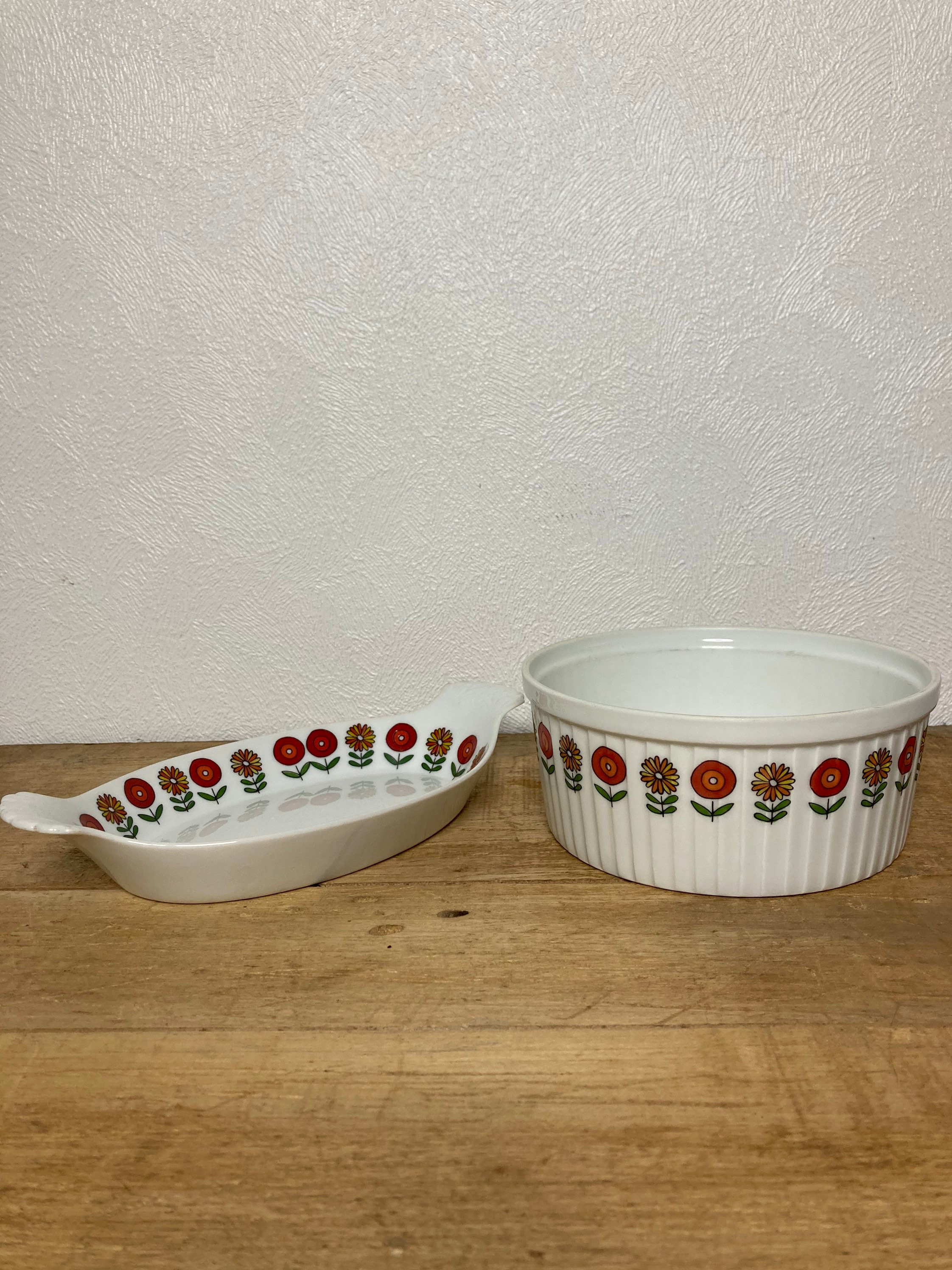 Plats de Service Vintage