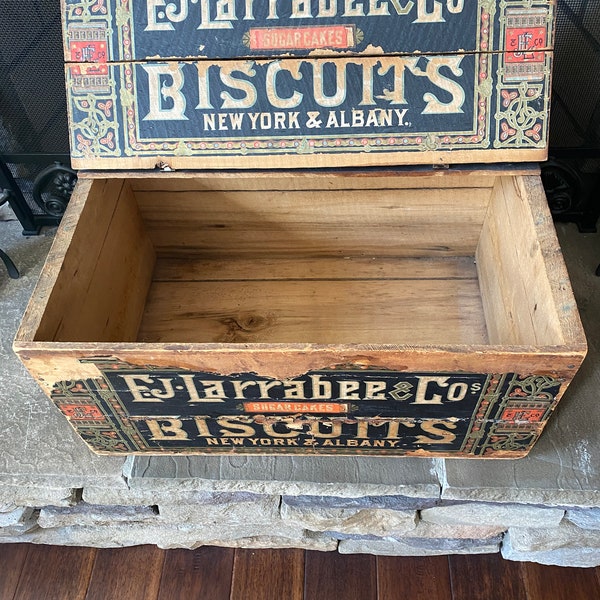 Vintage Biscuit box