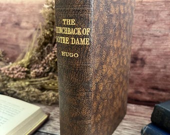 Vintage 'Hunchback of Notre Dame', hardcover - Odham's Press Edition, jaren 1930