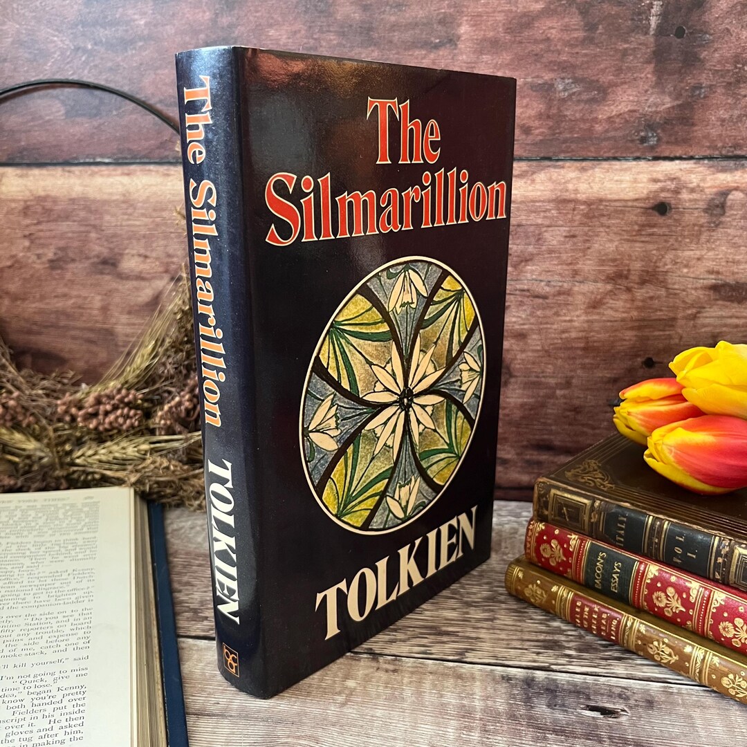 1977 the Silmarillion by J R R Tolkien Vintage Hardback Book With Dust ...