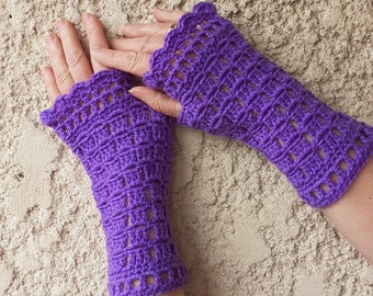 Mitaines violettes crochetées amin