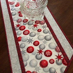 Christmas Quilted Table Runner, holiday table runner, red and silver fabric, Christmas and holiday decor