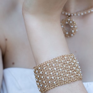 Bridal Statement Bracelet, Wide Cuff Bracelet, Wide Gold Bangle, Bridal Cuff Bracelet, Pearl Gold Cuff, Wedding Pearl Bracelet, Mesh Cuff