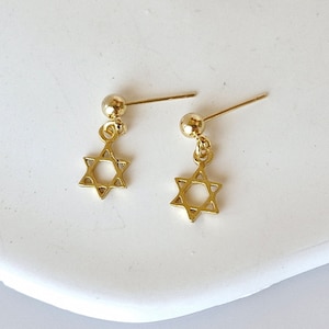 Tiny Gold Star of David Earrings, Dainty Jewish Magen David Gold-Filled Stud Earrings, David Star Jewelry, Jewish Gift, Magen David Jewelry