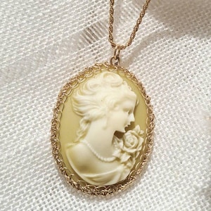 Gold Cameo Lady Pendant Necklace, Long Necklace, Vintage Cameo Necklace, Woman Cameo, Large  Pendant, Cameo Jewelry, Shabby Chic Jewelry