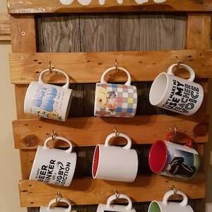 Coffee/Tea cup or mug holder (wall mounted)