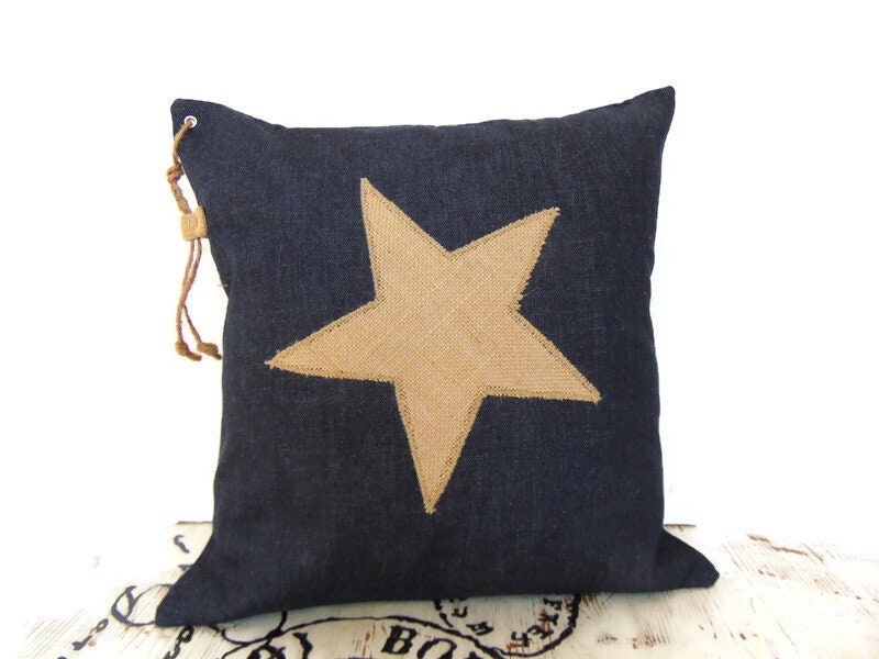 Coussin en Jean Brut et Toile de Jute , Coussin Bleu Épaisse avec Étoile Par Pleasant Home