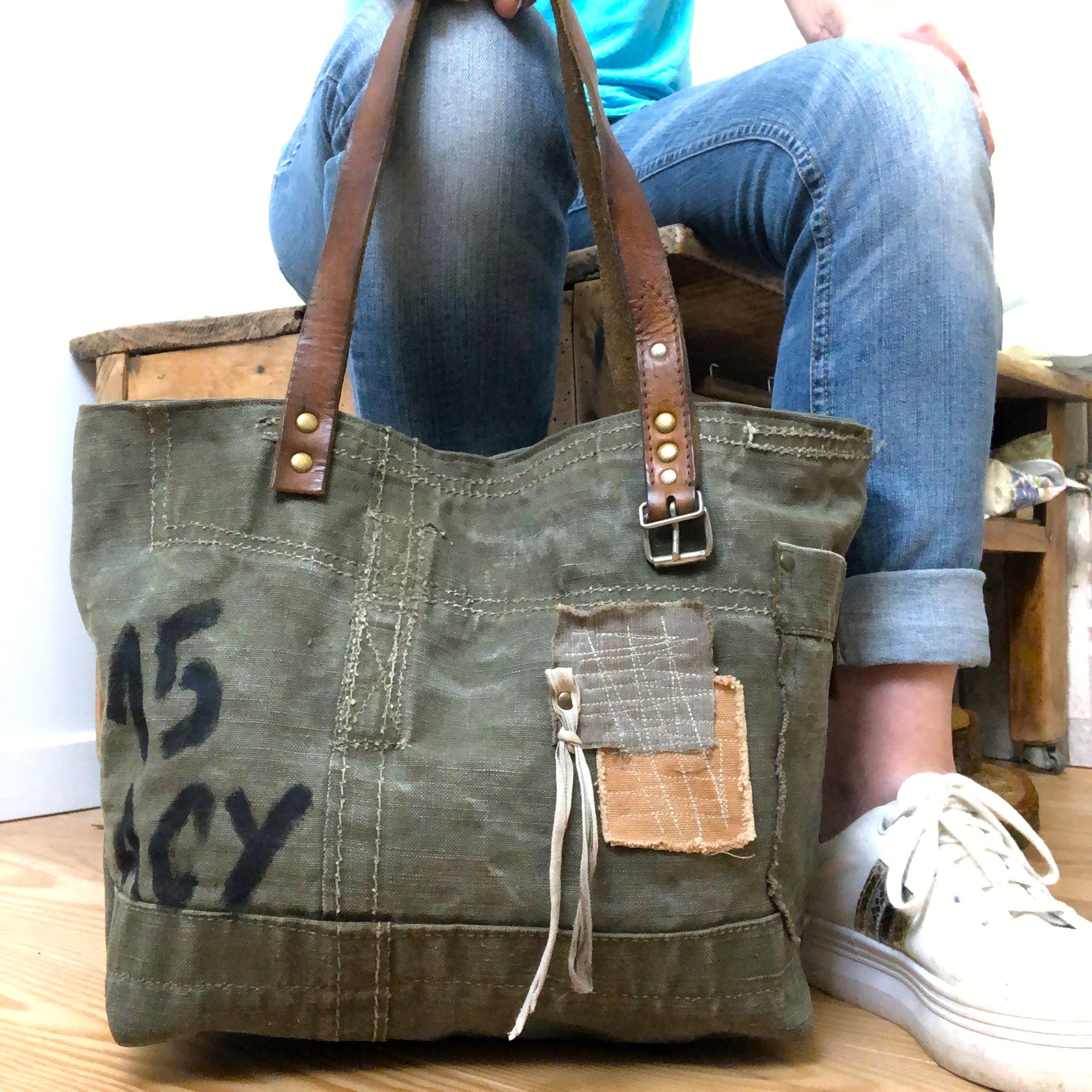 トートバッグ GIANNI Woman Tote bags Military BS6850COMMCNVSE 10374 9068_military-