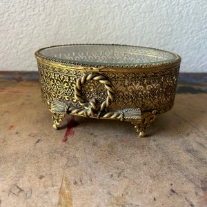 Antique Vintage Brass Filigree and Glass Jewelry Box Casket , Vintage Jewelry Box or Casket, Style Built Ornate floral jewelry oval box