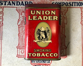 cigarette holder in french Elmwoods Auctions