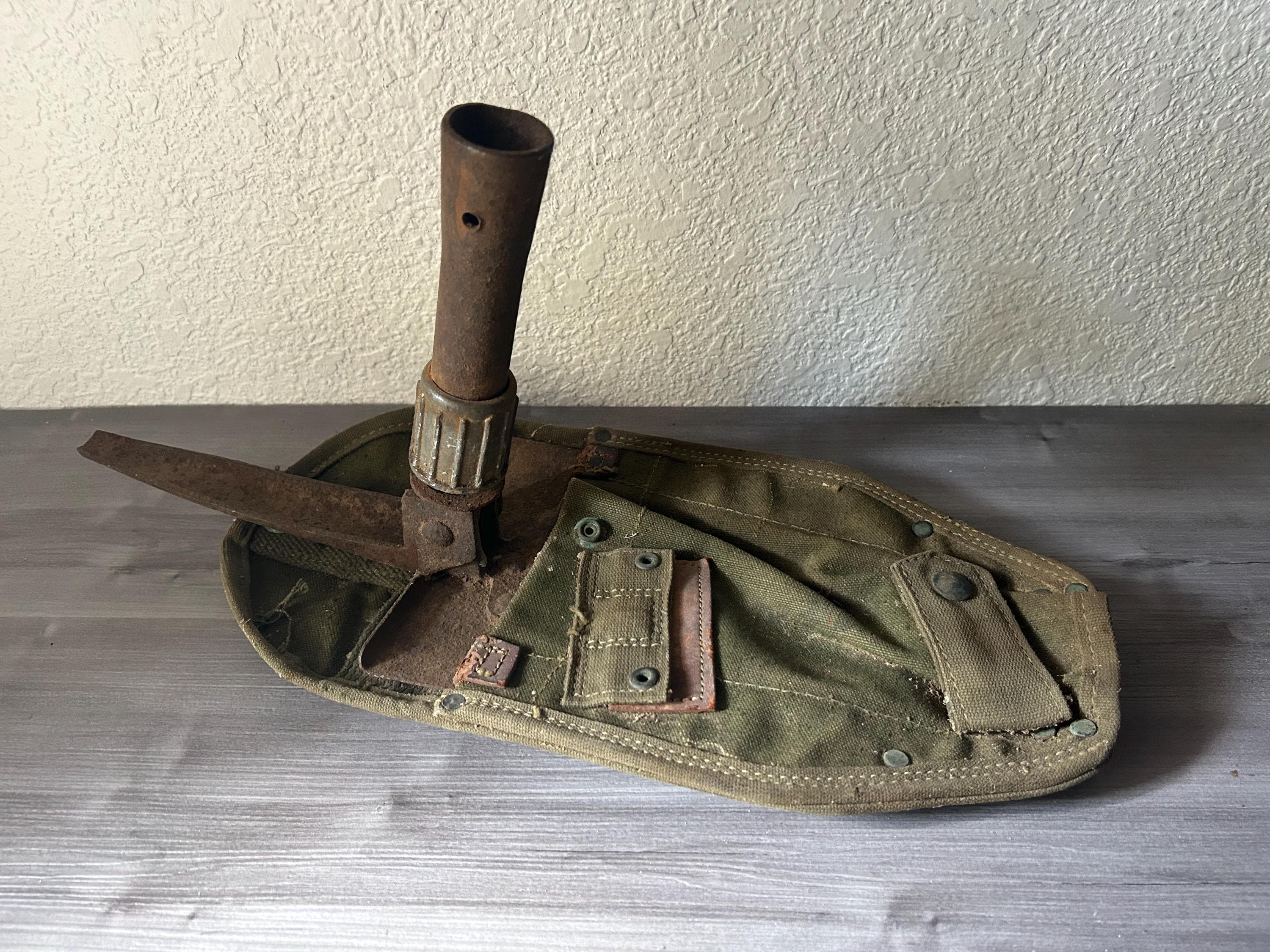 Vintage U.S. M1956 Vietnam Era Entrenching Tool Shovel With Cover