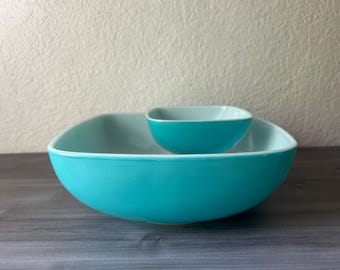 Vintage Turquoise Pyrex 025/410 Square Chip and Dip Set Bowl