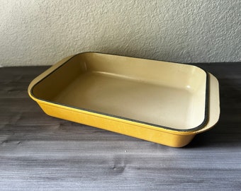 Vintage Le Creuset #30 Corn silk Yellow Enamel Cast Iron Baking Roasting Casserole Lasagna Pan Dish