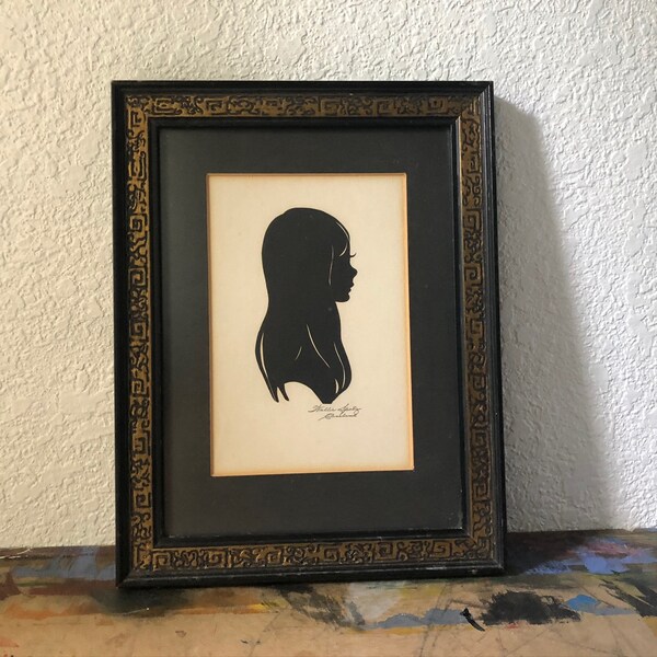 Vintage Framed signed Wallie Spatz Cleveland Silhouette young girl, Antique Gallery Wall