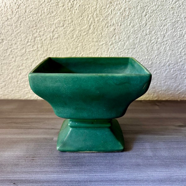 Vintage McCoy pottery Green footed planter, McCoy Pottery Footed Planter, Made in the USA, Green McCoy Flower Vase, Succulent Planter