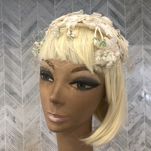 Vintage Veil with Flower, Vintage Whimsy Hat, Birdcage Hat, Vintage Hat, 1950s Hat, Fascinator Hat, Cocktail Hat, Wedding Hat, Tea Party Hat