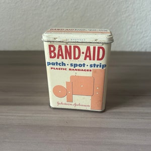 Vintage Band-Aid Plastic Strips Plain Pad with Robin Hood Scene Prize Inside on Front Tin-Johnson & Johnson-Retro Band-Aids-Medical