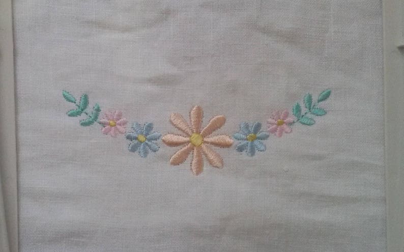 Machine embroidery design flower border | Etsy