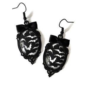 Vampire Bat Earrings Gothic Jewelry Gothic Bat Earrings Dangle Bats Halloween Jewelry Alternative Earrings Gothic Gift Antique Silver