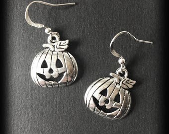 Halloween Pumpkin Earrings, Spooky Jewelry, Halloween Earrings, Silver Pumpkins, Handmade Jewelry, Gothic Gift, Gothic Jewelry, Alternative