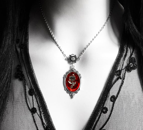 Exquisite Gothic Jewelry and Necklaces at