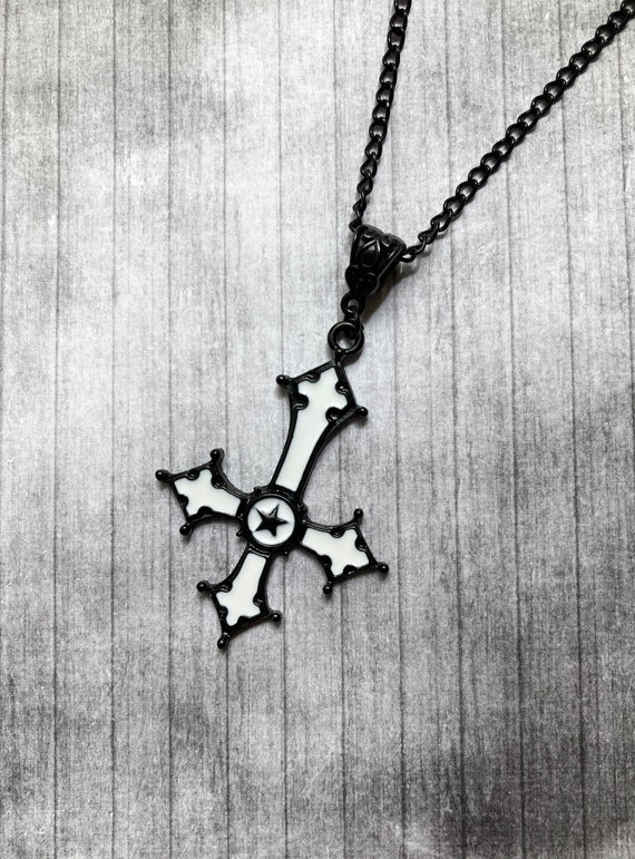 5MM UPSIDE DOWN CROSS TENNIS NECKLACE IN 18K WHITE GOLD-UP TO 50% OFF,FREE  SHIPPING ZUUKING