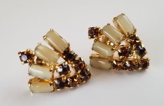 Rhinestone Screw Back Earrings, Mid Century Rhine… - image 2