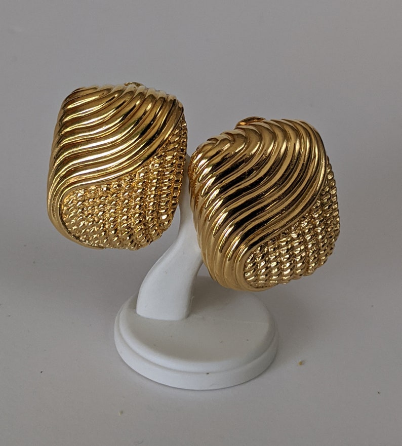 Vintage clip on earrings large textured gold tone clip earrings