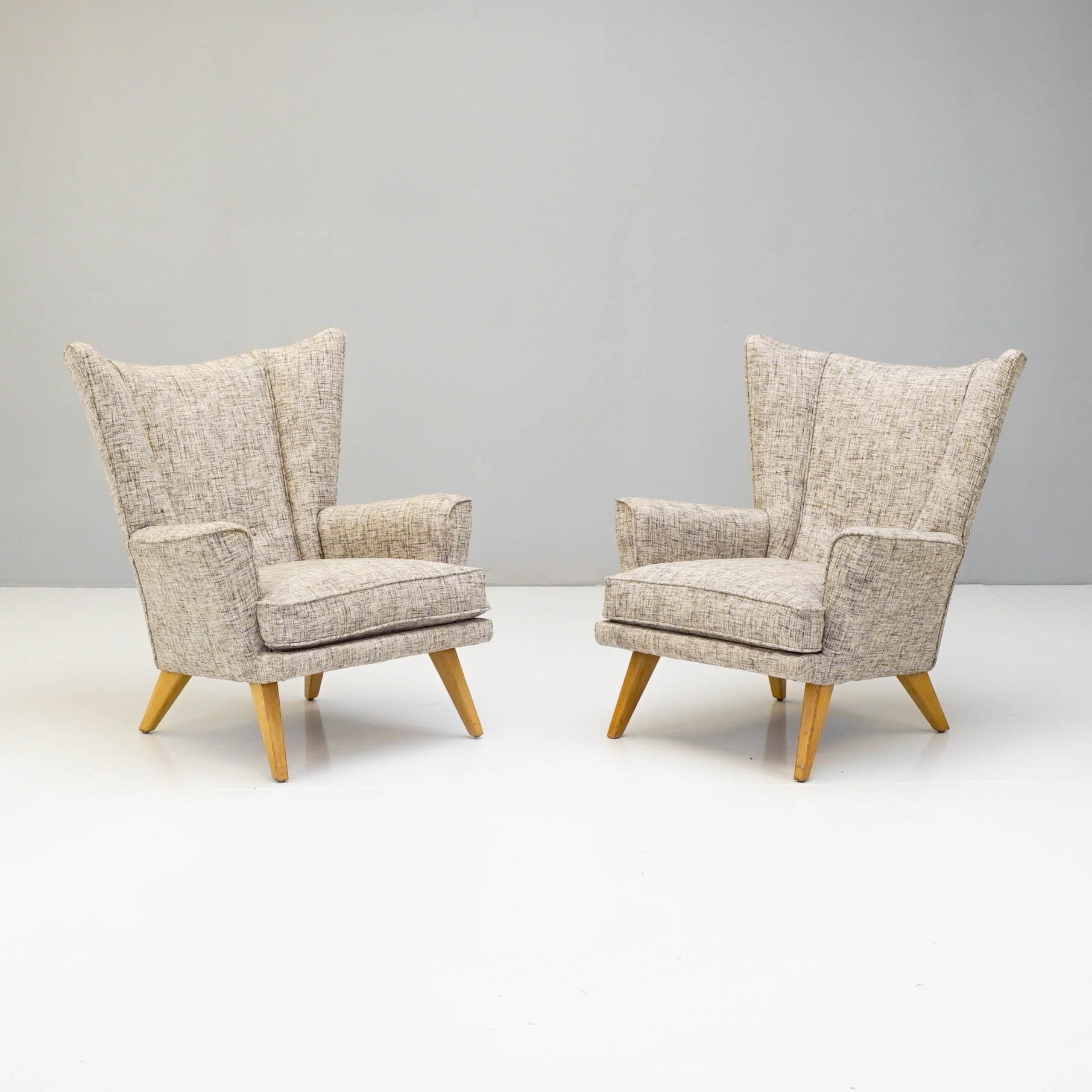 Mcm wingback chair deals