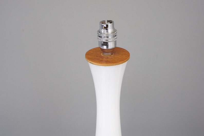 Pair of mid century table lamps image 4