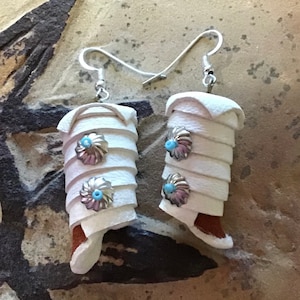 Native America Indian Jewelry Navajo Zuni Hopi Sterling Silver Beaded Leather Wrapped Moccasin Earrings Southwestern Jewelry Peyote Stitch