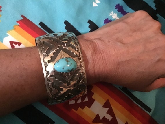SIGNED Vintage Native American Indian Jewelry Navajo Bracelet Cuff