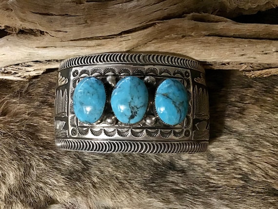 Rare Vintage Native American Navajo Apache Turquoise Sterling Silver Bracelet Rare Vintage Native American Navajo Apache Turquoise Sterling Silver Bracelet