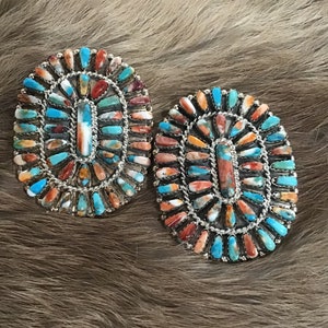 SIGNED Authentic Vintage Navajo Zuni Sterling Silver Spiny Oyster American Petit Point Post Earrings