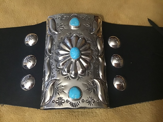 Magnificent Vintage Native American Navajo Sleeping Beauty Turquoise Sterling Silver Bowguard Magnificent Vintage Native American Navajo Sleeping Beauty Turquoise Sterling Silver Bowguard