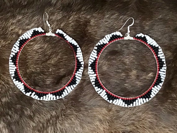 Rounded Basket Bead Vintage Native American Navajo Hand Tooled Sterling Silver Necklace Rounded Basket Bead Vintage Native American Navajo Hand Tooled Sterling Silver Necklace