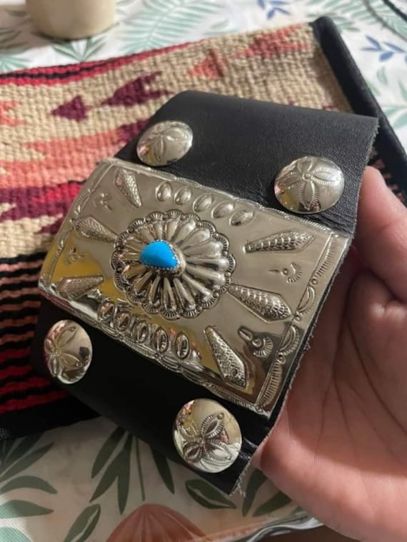 rich singer Native American Navajo Sleeping Beauty Turquoise Sterling Silver Bowguard rich singer Native American Navajo Sleeping Beauty Turquoise Sterling Silver Bowguard