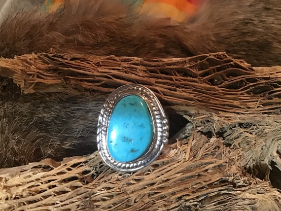 Signed Vintage Native American Navajo Sleeping Beauty Turquoise Sterling Silver Bear Track Ring Signed Vintage Native American Navajo Sleeping Beauty Turquoise Sterling Silver Bear Track Ring