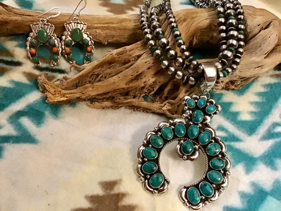 Lee Brown Vintage Native American Navajo Squared #8 Turquoise Sterling Silver Bracelet Lee Brown Vintage Native American Navajo Squared #8 Turquoise Sterling Silver Bracelet