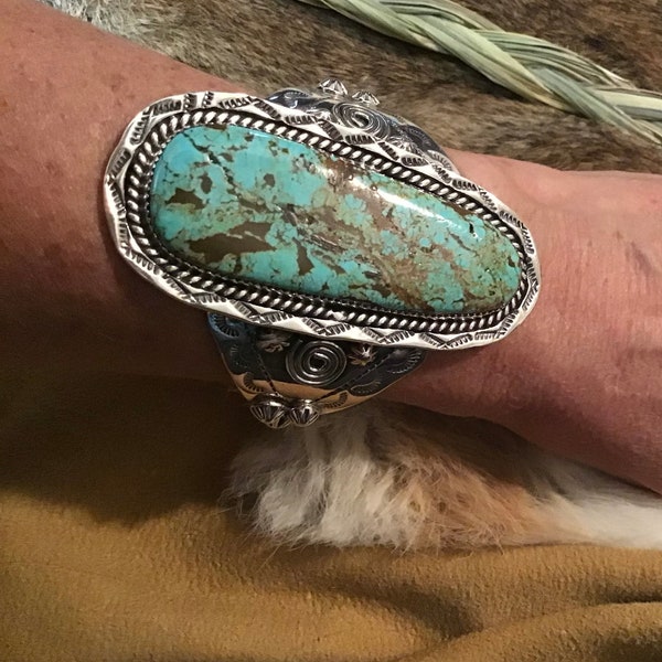 SIGNED Vintage Authentic Native America Indian Jewelry Sterling Silver RARE #8 Turquoise Navajo Cuff Bracelet Southwestern