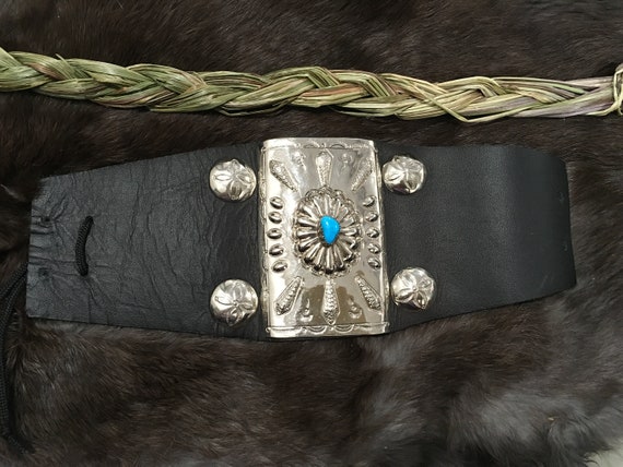 rich singer Native American Navajo Sleeping Beauty Turquoise Sterling Silver Bowguard rich singer Native American Navajo Sleeping Beauty Turquoise Sterling Silver Bowguard