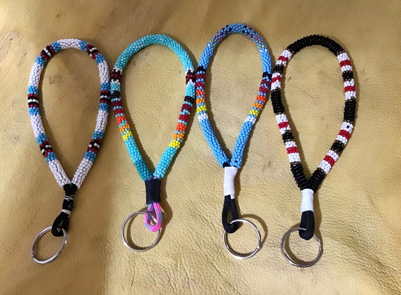 Authentic Native American Indian Jewelry Native America Navajo Peyote Stitch Wrapped Fully Beaded Southwestern Keychain Lanyard wristlets