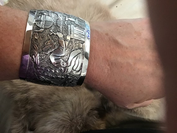Important 6 Inch Wrist Vintage Choctaw Inlay Turquoise Sterling Silver Bracelet Important 6 Inch Wrist Vintage Choctaw Inlay Turquoise Sterling Silver Bracelet