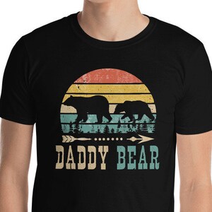 Daddy Bear Shirt - Daddy Bear Gift - Dad Bear Retro Vintage Short-Sleeve Unisex T-Shirt