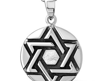 925 Sterling Silver Jewish Star of David Circle Pendant Necklace, 20"