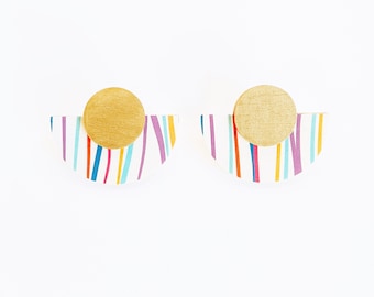 Nouveau earrings on a white background with multicolor micro lines and gold round in hand-painted wood and paper