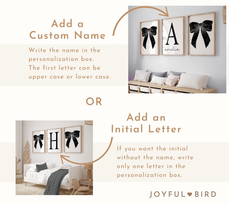 Peut inclure: Trois impressions encadr&eacute;es avec un n&oelig;ud noir, une lettre "A" avec le nom "amelia" et une lettre "H" sur fond blanc. Le texte indique "Ajouter un nom personnalis&eacute;" et "Ajouter une lettre initiale". Le logo Joyful Bird est en bas.