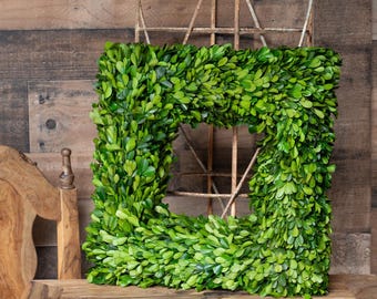 Square boxwood wreath, preserved boxwood wreath, square wreath, farmhouse decor, farmhouse wreath, modern farmhouse decor, boxwood, gift
