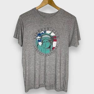 Vintage 1980s Statue of Liberty New York T-shirt (M)