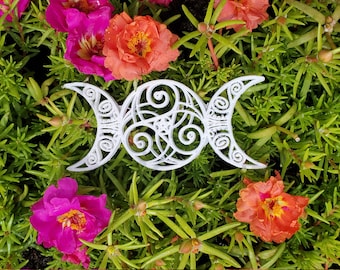 Triskelion - Triple Spiral Goddess Moons - Altar